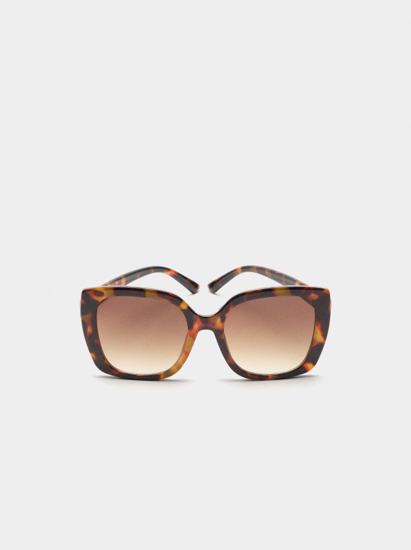 Lunettes De Soleil En Papillon