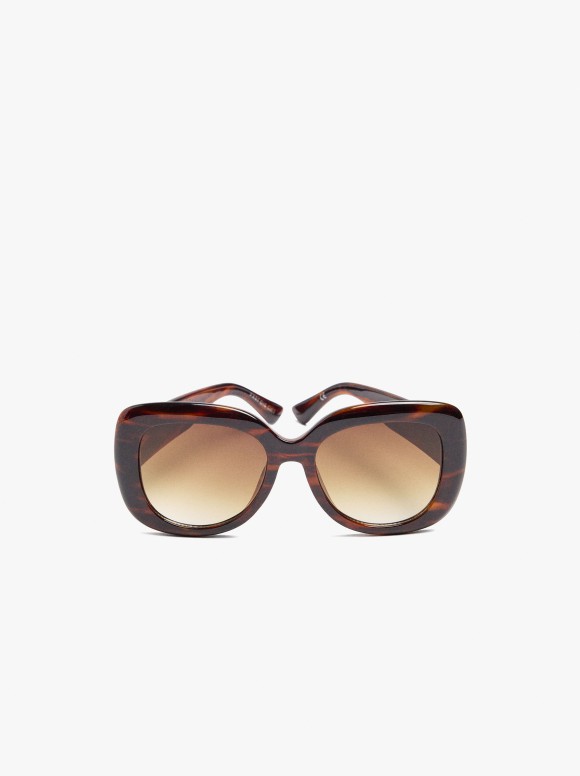 Lunettes De Soleil En Papillon