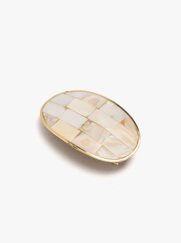 Pince Ovale Avec Coquillages